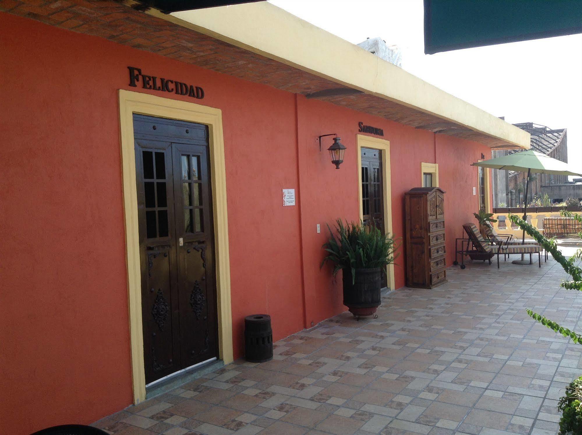 Hotel Casa Armonia Tlaquepaque Екстер'єр фото