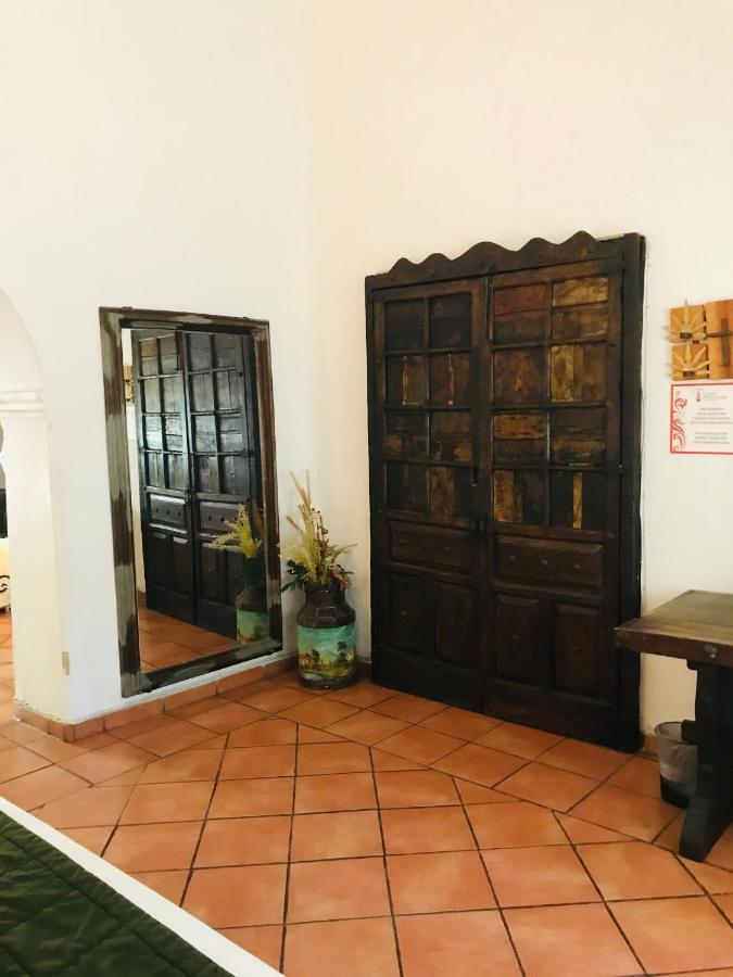 Hotel Casa Armonia Tlaquepaque Екстер'єр фото